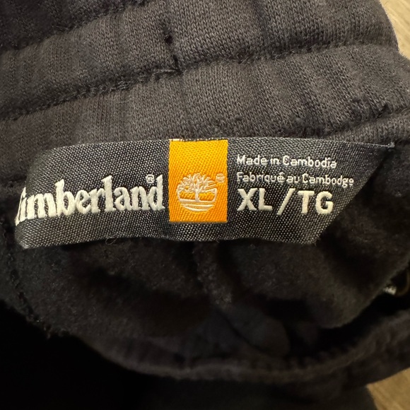 Timberland Black and Gold Jogger Set. Sweatshirt, Sweatpants and Tshirt. - Picture 11 of 13